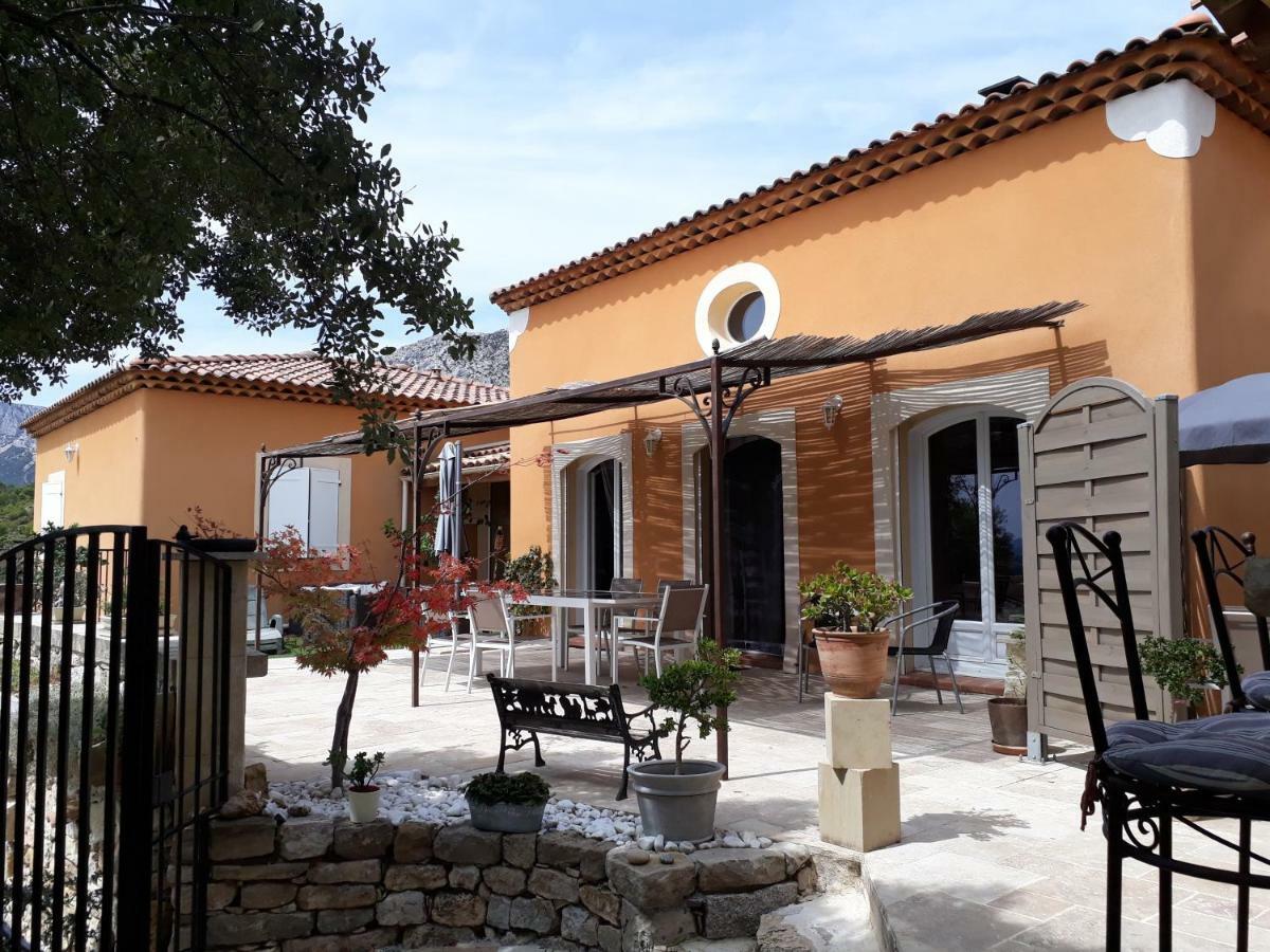 Maison D'Hotes La Garenne Puyloubier Екстериор снимка