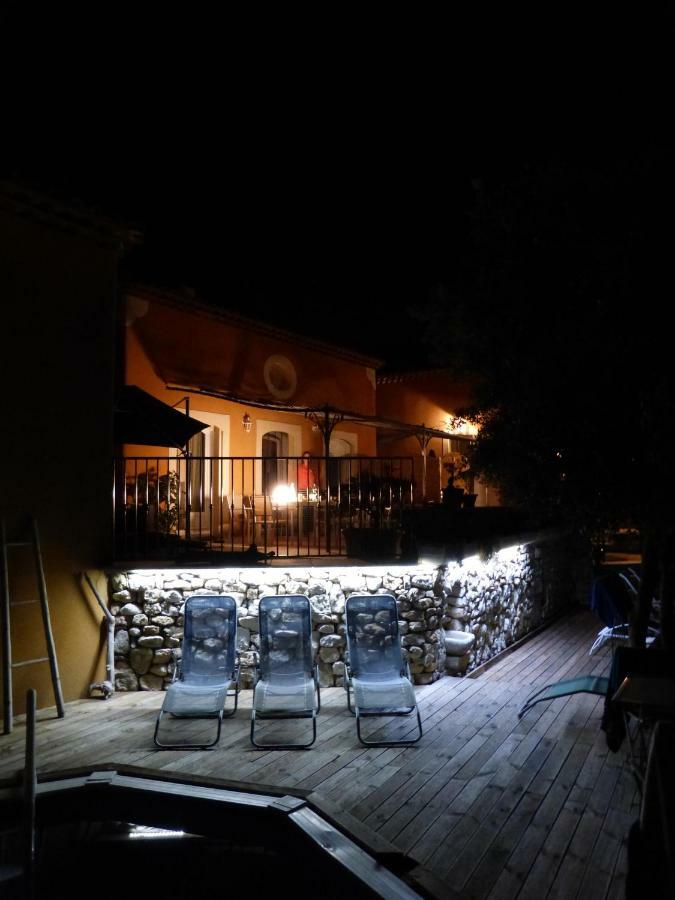 Maison D'Hotes La Garenne Puyloubier Екстериор снимка